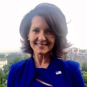 Meet your Posher, Lisa